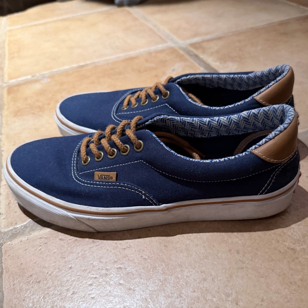 Vans Men's Navy and Tan Sneakers